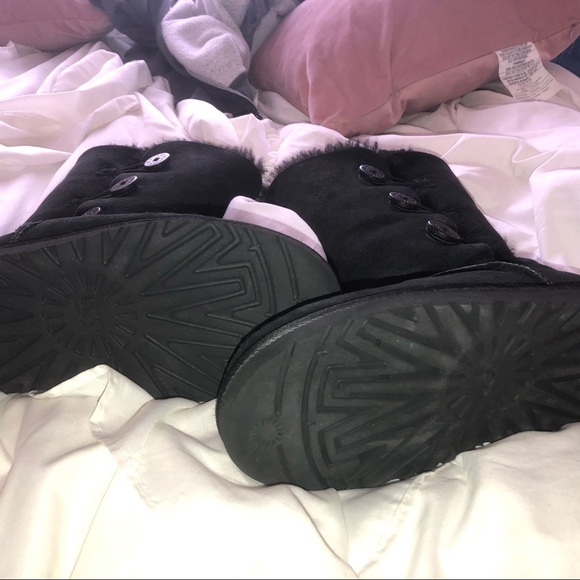 tall black button uggs - Picture 2 of 3